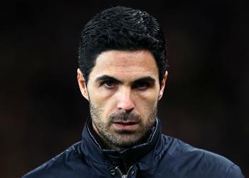 آرسنال يخطط لضم حارس برشلونة في ميركاتو الصيف