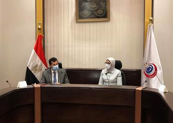 صور تفاصيل اجتماع أشرف صبحي ووزيرة الصحة لبحث طرق مواجهة كورونا