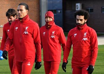 أندية الدوري الإنجليزي توافق على العودة للتدريبات الجماعية غد ا