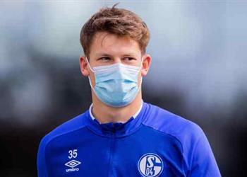 بعد التجديد لـ نوير بايرن ميونخ يكشف خططه بشأن حارسه المستقبلي