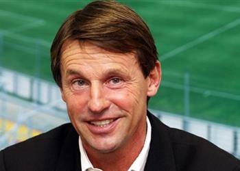 ستراكا من الوارد أن ألعب ضد الإسماعيلي الموسم المقبل