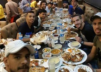 برعاية مرتضى أكلة سمك تجهز لاعبي الزمالك لمواجهة إنبي في الدوري