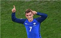 تصريحات الميركاتو وكيله باريس سان جيرمان قدم عرض ا لـ جريزمان لكنه باق مع أتلتيكو مدريد