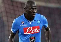 وكيل أعمال نجم نابولي تشيلسي وإيفرتون يرغبان في ضمه ولن ينتقل لليوفي
