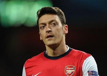 ناد تركي يستهدف التعاقد مع أوزيل