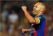 رقم قياسي جديد لإنييستا بعد صناعته لهدف راكيتيتش أمام أتليتكو مدريد