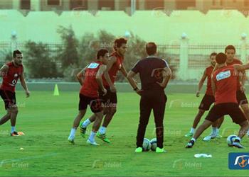 الأهلي يستعد للقطن بالتدريب على ركلات الجزاء وتألق السعيد وفتحي