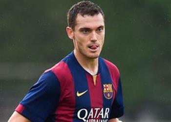 مدافع برشلونة أجبروني على البقاء في كامب نو