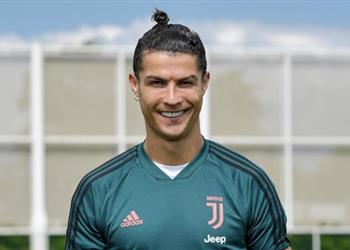 صورة رونالدو يستعيد ذكرى تتويجه بدوري أبطال أوروبا مع مانشستر يونايتد