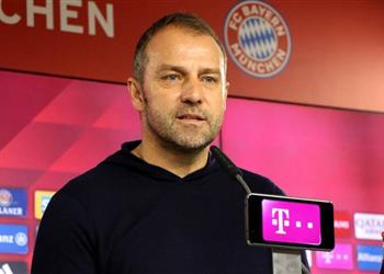 فليك يرفض الحديث عن بوروسيا دورتموند قبل مواجهة فرانكفورت