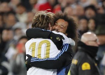 موندو تكشف موقف ريال مدريد بشأن مستقبل مودريتش ومارسيلو