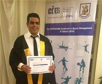 مدير إدارة المباريات بالأهلي يحصل على الدبلومة العليا للإدارة الرياضية