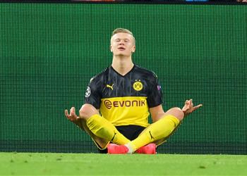 بارنز سيكون من الرائع رؤية هالاند في ليفربول بجانب صلاح وماني