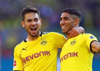 بالفيديو أشرف حكيمي يسجل ثاني أهداف بوروسيا دورتموند أمام فولفسبورج