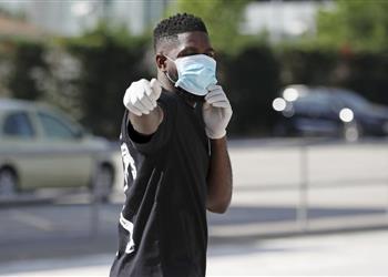 ماركا تكشف مصير أومتيتي مع برشلونة