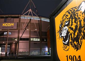 هال سيتي ي علن إصابة شخصان بـ فيروس كورونا