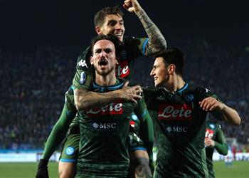 إيفرتون يرصد 45 مليون يورو لضم لاعب وسط نابولي