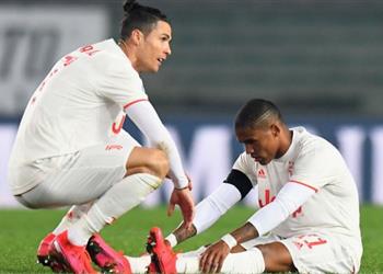 دوجلاس كوستا يعترف فكرت في الاعتزال بسبب الإصابات