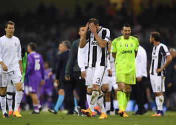 كيلليني يكشف حقيقة شجار لاعبي يوفنتوس في نهائي دوري أبطال 2017