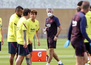 برشلونة يعترض على موعد عودة الدوري الإسباني