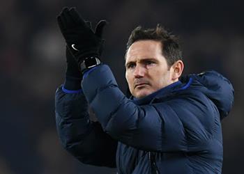 تشيلسي يتواصل مع مهاجم جزائري لضمه من التشامبيونشيب