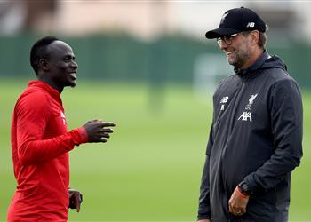 كلوب يتواصل مع مهاجم إسباني لخلافة ساديو ماني في ليفربول