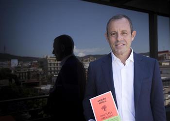 روسيل يقدم لبرشلونة الخطة الأنسب للتعاقد مع لاوتارو مارتينيز