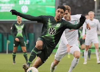 حسام البدري يتابع عمر مرموش مع فولفسبورج تمهيد ا لضمه إلى منتخب مصر