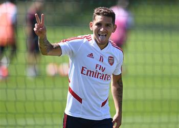 فائدة كورونا في آرسنال توريرا جاهز للمباريات بعد العودة من الإصابة