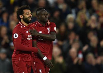 أسطورة ليفربول محمد صلاح وساديو ماني قد يرحلان بسبب الرواتب
