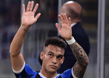 ماركا تكشف موقف برشلونة من صفقة لاوتارو بعد تصريحات مدير إنتر ميلان