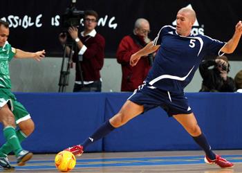 زيدان ونجوم فرنسا يقودون حملة لدعم كرة الصالات الفرنسية