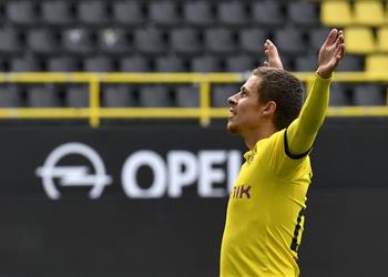 بالفيديو هازارد يسجل هدف بوروسيا دورتموند الأول أمام بادربورن