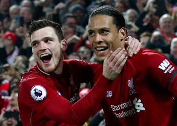 روبرتسون فان دايك أفضل مدافع في العالم وأثبت استحقاقه لقيمة صفقته