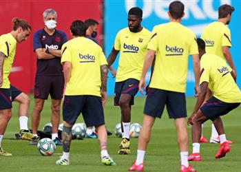 تقارير إسبانية سباعي برشلونة عانى من كورونا دون أعراض