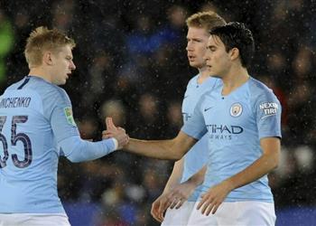 برشلونة يعتزم استعادة نجمه الشاب من مانشستر سيتي