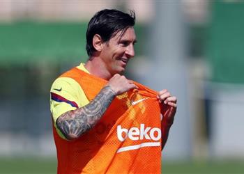 ميسي يثير القلق في برشلونة قبل استئناف الدوري الإسباني