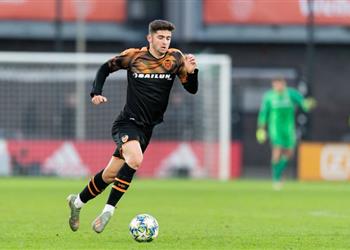 ليفاندوفسكي الإسباني يشعل المنافسة بين برشلونة وريال مدريد ومانشستر سيتي