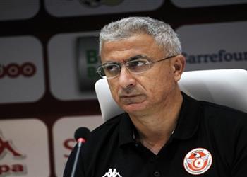 مدرب تونس يكشف سبب استبعاد علي معلول من المعسكر الحالي وشرطه الوحيد لضم النقاز