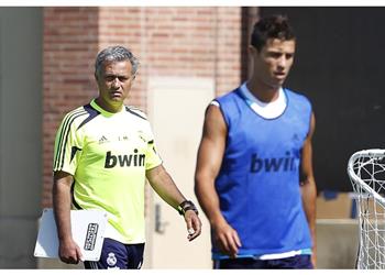 مودريتش كريستيانو رونالدو كان على وشك البكاء بسبب مورينيو