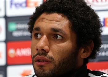 صحيفة تركية تكشف عن موقف مدرب بشكتاش من رحيل محمد النني