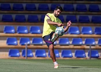 سواريز يحصل على التصريح الطبي الرسمي وجاهز لـ مباراة برشلونة وريال مايوركا