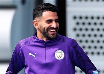 احتجاز شاب للاشتباه في تورطه بسرقة منزل رياض محرز