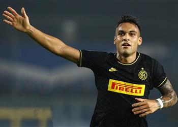 أسطورة إنتر ميلان لاوتارو سينتقل إلى برشلونة لأنه يريد الأفضل