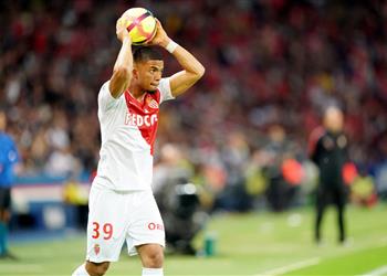 فيديو نجم موناكو يقود مظاهرة في ألمانيا للتضامن مع جورج فلويد