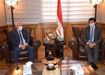 الاتفاق على إنشاء استاد المصري الجديد بسعة 12 ألف متفرج