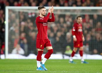 بعد إقناع يورجن كلوب ليفربول يقرر توقيع عقد جديد مع إليوت