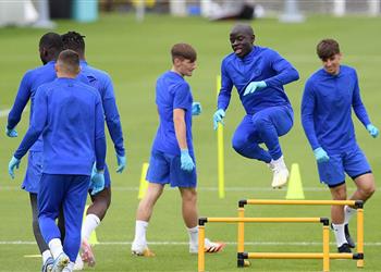 كانتي يهزم مخاوفه من كورونا وينضم لتدريبات تشيلسي الجماعية