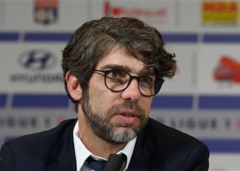 مدير ليون يلمح لإمكانية رحيل هدف ليفربول هذا الصيف