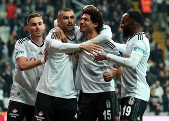 صحيفة تركية تكشف كواليس تهديد آرسنال لـ محمد النني بسبب خطة الهروب من بشكتاش